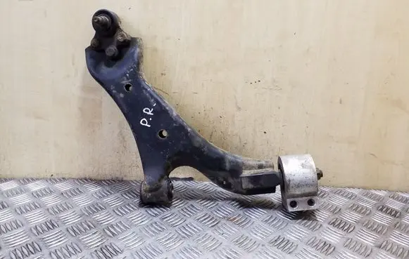 Front lower control arm/wishbone