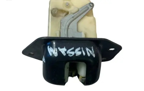 Nissan Note (E11) Tailgate/trunk/boot lock/catch/latch 