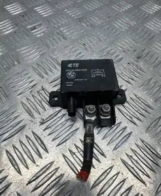BMW X5 F15 Coolant fan relay 8794011