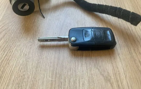 Seat Ibiza IV (6J,6P) Ignition lock 4B0905851C