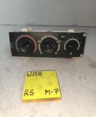 Renault Espace II Interior fan control switch