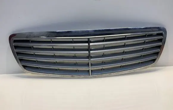 Mercedes-Benz E W211 Front grill A2118800383 2118800383