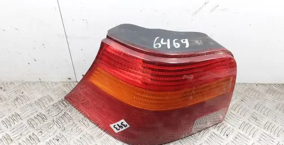 Volkswagen Golf IV Rear/tail lights 1J6945095R