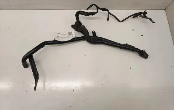 Skoda Superb B8 (3V) Engine coolant pipe/hose 04L121030KA