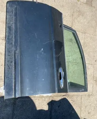 Honda FR-V Front door