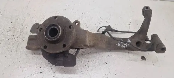 Audi A6 S6 C5 4B Front wheel hub 8D0407258