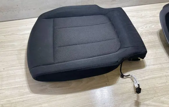 BMW 3 G20 G21 Seat trim 7472282