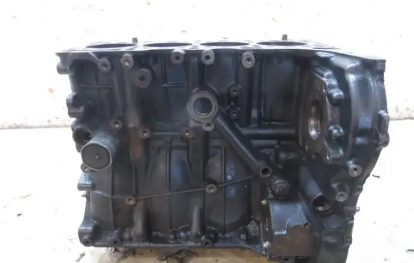 Maybach 57/62 Engine block 651.924