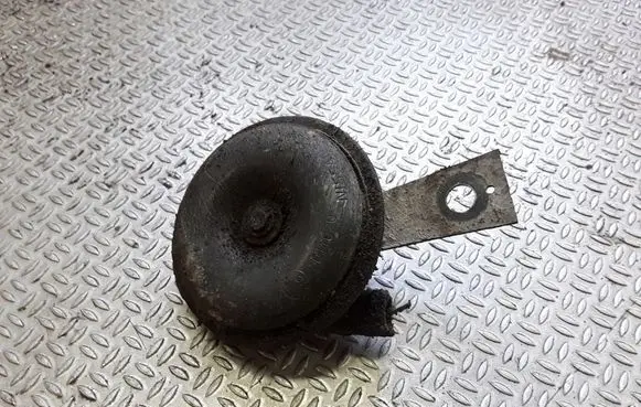 Nissan X-Trail T30 Horn signal 014020
