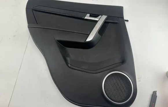 Chevrolet Captiva Rear door card panel trim SWC200411