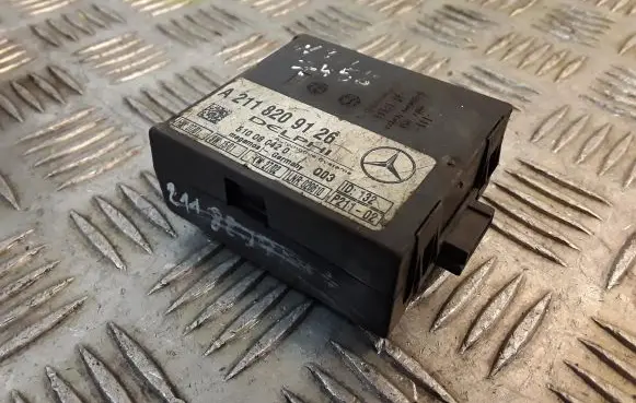 Mercedes-Benz E W211 Alarm control unit/module 2118209126 A2118209126