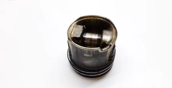 Peugeot 307 Piston 