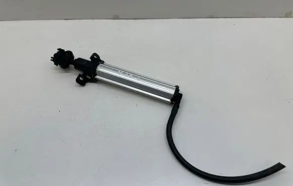 Volvo V60 Headlight washer spray nozzle 1308457