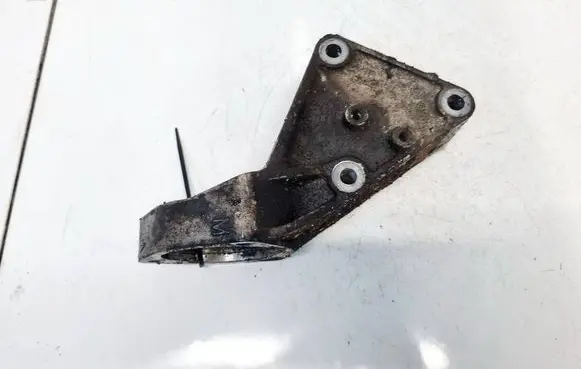 Opel Vectra C Engine mounting bracket 24426947