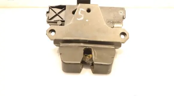 Volvo S40 Tailgate/trunk/boot lock/catch/latch