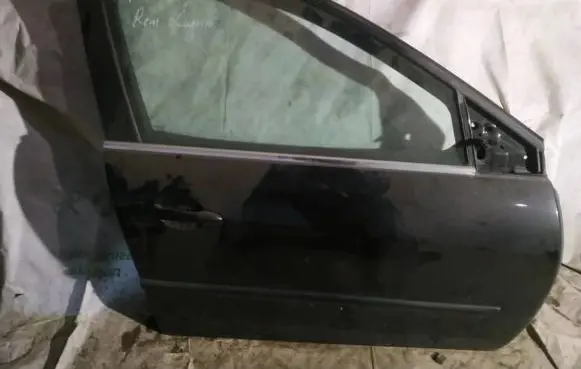 Renault Laguna III Front door juodos