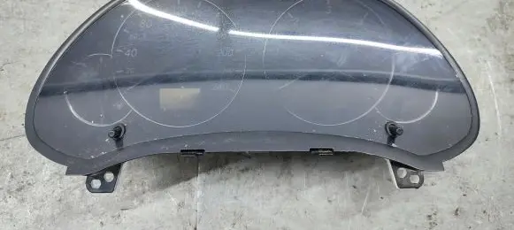 Toyota Avensis T250 Speedometer (instrument cluster)