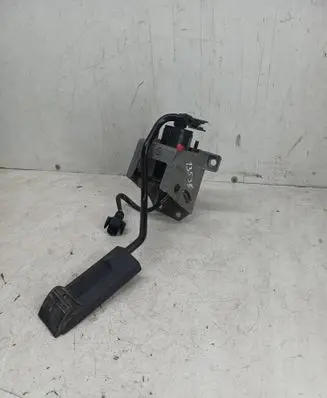 Audi A6 S6 C4 4A Accelerator throttle pedal 4A1721653B 0205001032 4A1721507K