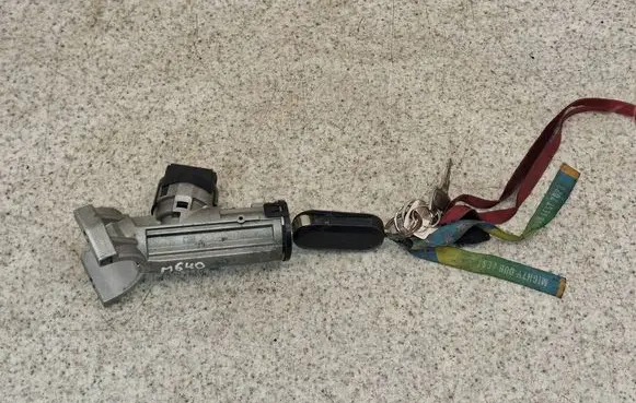 Citroen Relay III Ignition lock 01099001