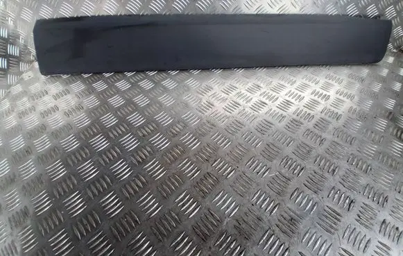 Opel Crossland X Front door trim (molding) 13482097