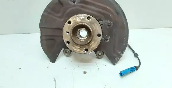BMW X3 E83 Front wheel hub spindle knuckle