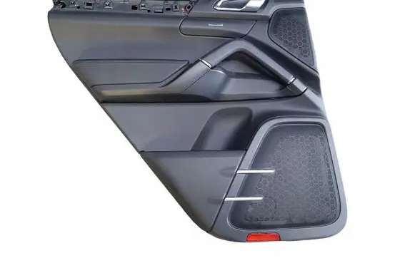 Porsche Cayenne (92A) Rear door card panel trim 7P5867011F