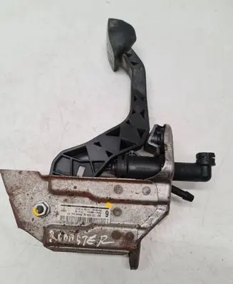 Skoda Roomster (5J) Clutch pedal 6Q1721059AJ