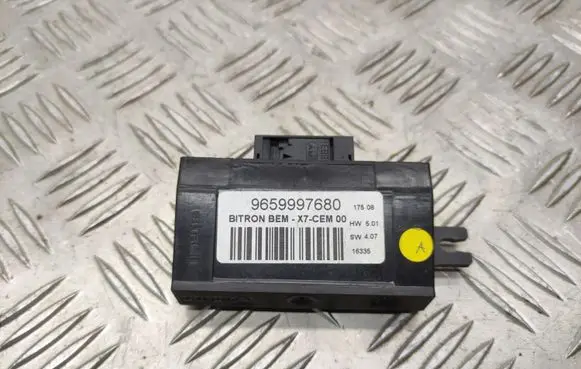 Citroen C5 Door control unit/module 9659997680