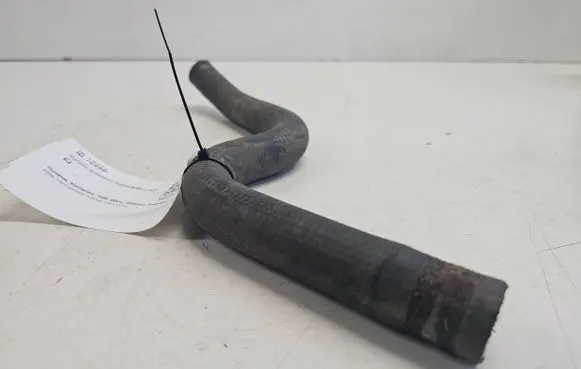 Volkswagen Golf III Engine coolant pipe/hose