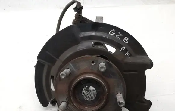Front wheel hub