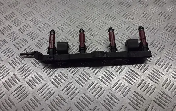 Mazda 3 I Fuel main line pipe 195500-3310