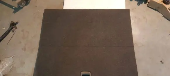 Trunk/boot floor carpet liner