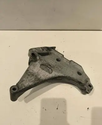 Volkswagen Golf V Engine mounting bracket 03L199207 K523V120