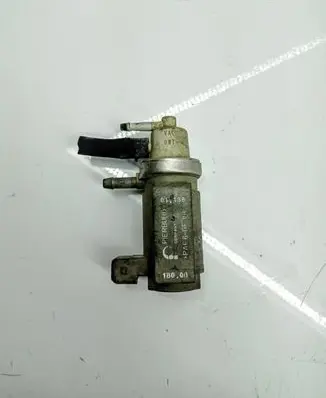 Audi A6 S6 C5 4B Turbo solenoid valve 059906627A