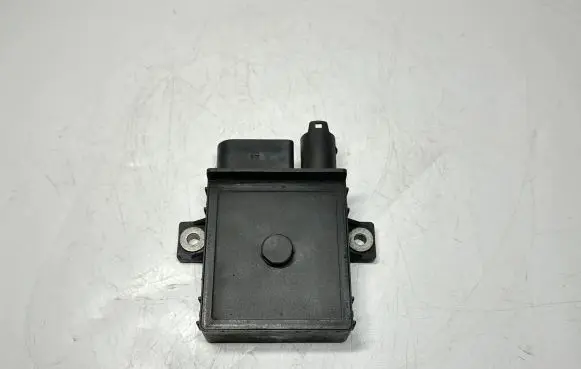 BMW 5 E60 E61 Glow plug pre-heat relay 7801201 12217801201 12217788327