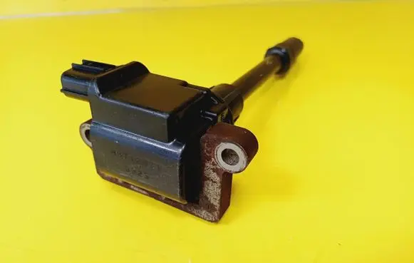 Mitsubishi Space Wagon High voltage ignition coil H6T12671