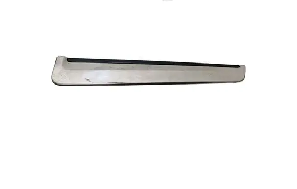 Cadillac Escalade IV Fender trim (molding) 23227752