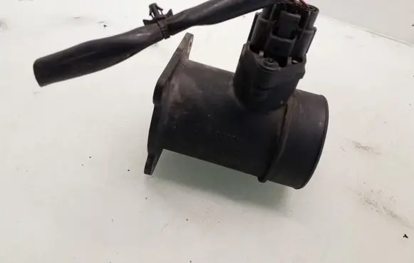 Nissan Almera N16 Mass air flow meter 0280218005