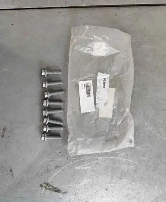 Volvo XC40 Nuts/bolts 988982