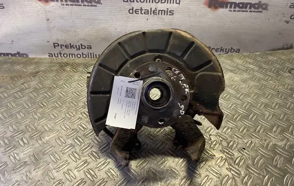 Volkswagen Caddy Front wheel hub