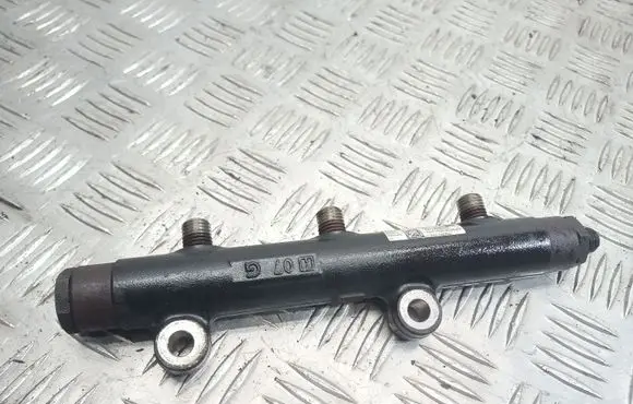 Land Rover Discovery 3 - LR3 Fuel main line pipe 7H2Q9D280CD