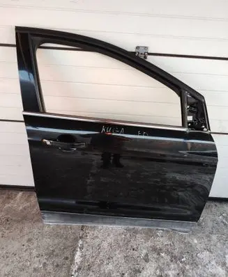 Ford Kuga II Front door 