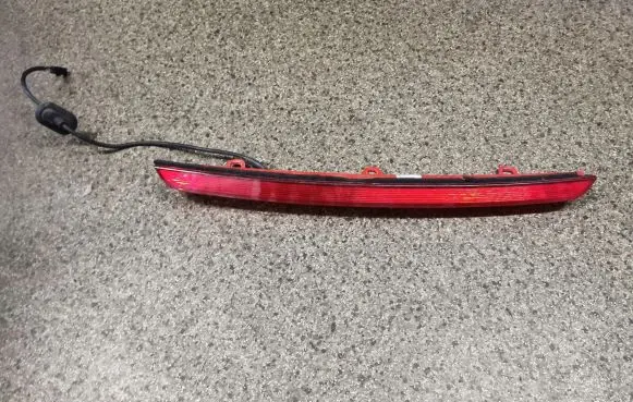 Audi A6 S6 C7 4G Third/center stoplight 4G9945097