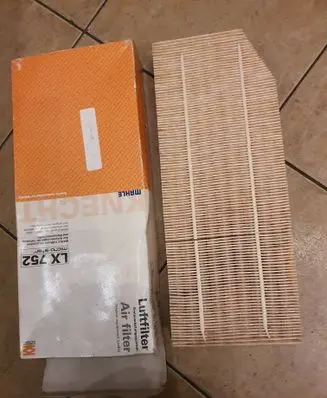 Mercedes-Benz S W220 Air filter LX752
