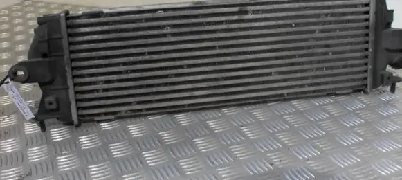 Renault Trafic II (X83) Intercooler air channel guide 