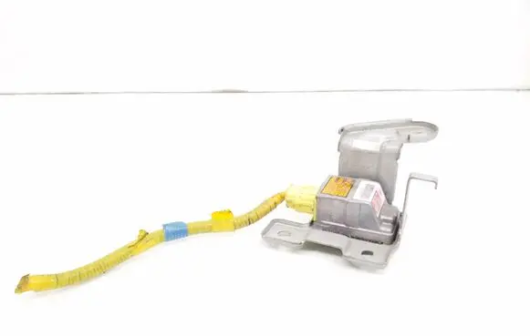 Toyota Corolla E110 Airbag control unit/module 8986012040 2730000180