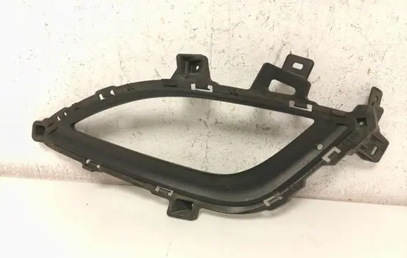 Toyota Prius (XW50) Front fog light trim/grill 86563A6030