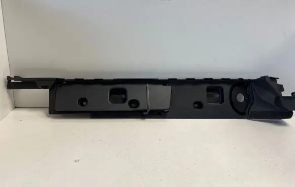 Skoda Superb B8 (3V) Other trunk/boot trim element 3V9864512D 21122017A