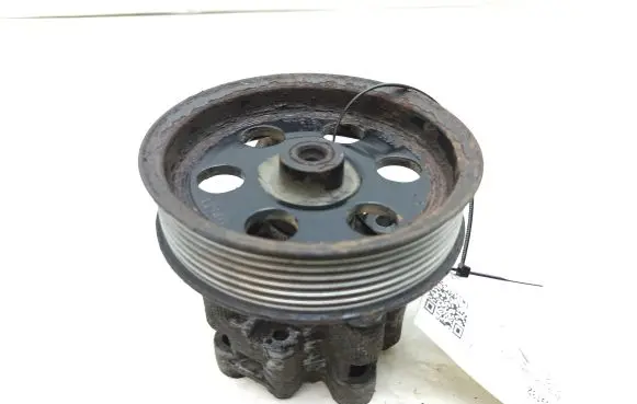 Chrysler 300 - 300C Power steering pump 04891 613AA