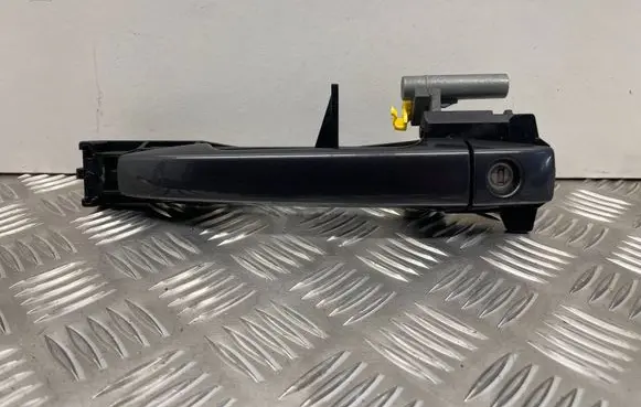 Subaru Outback Front door exterior handle 